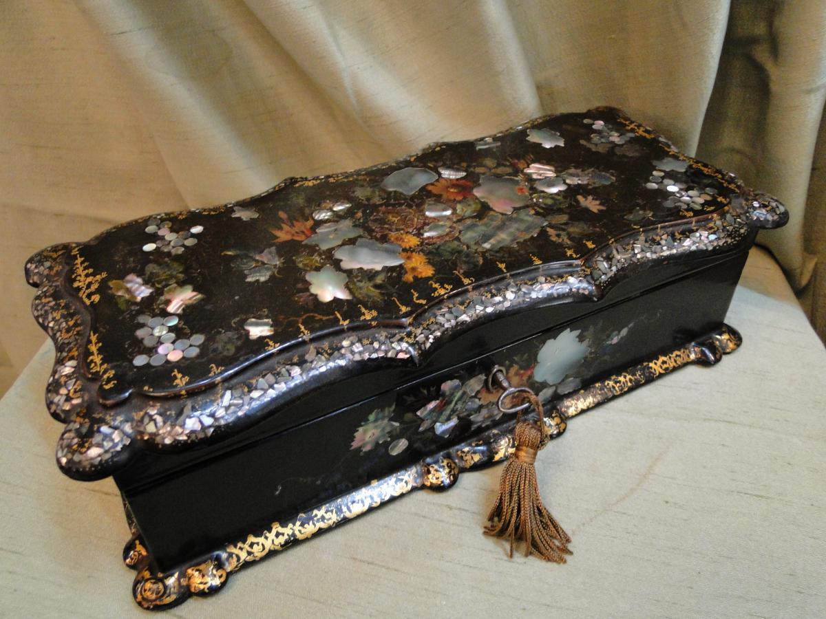 A Box Gloves Paper Mache And  Mother Of Pearl Napoleon III-photo-4