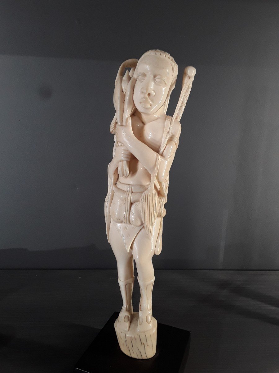 Colonial Ivory 1930-photo-4