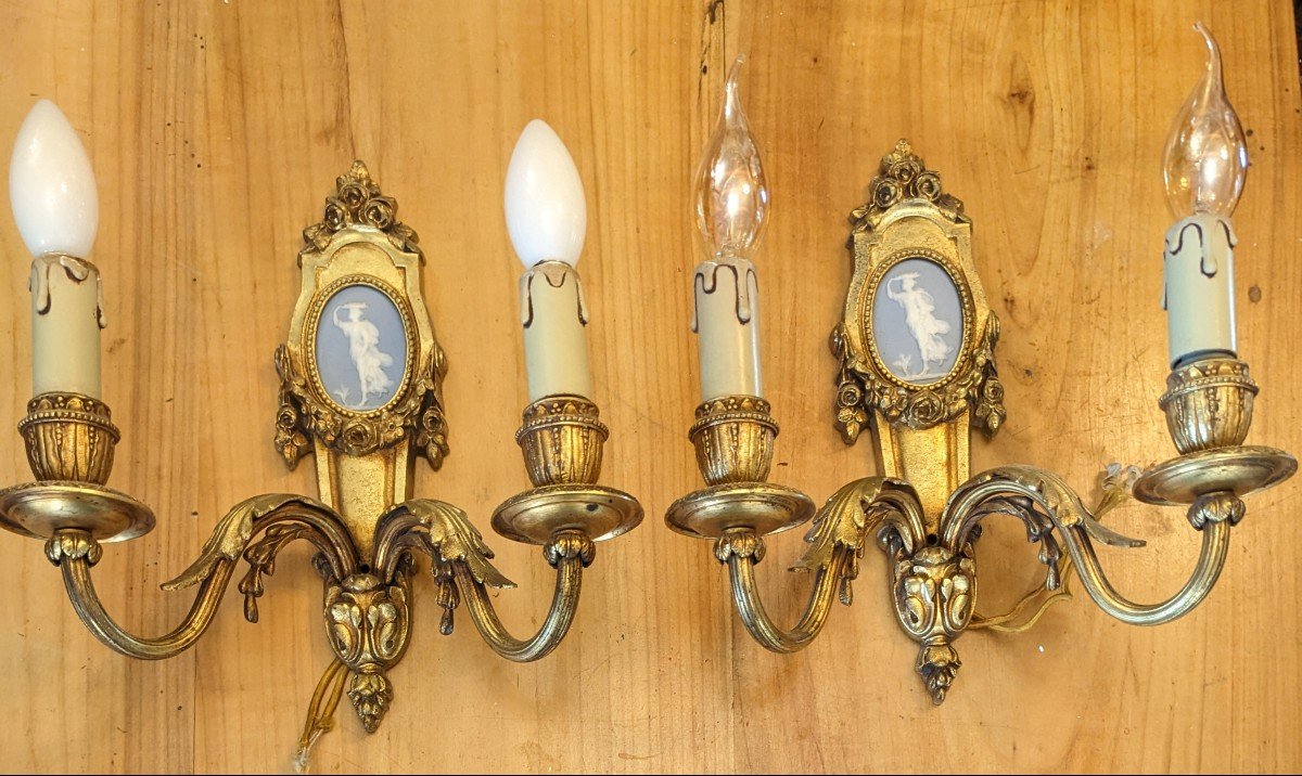 Pair Of Gilt Bronze Sconces And Wedgwood Plates Circa 1920.