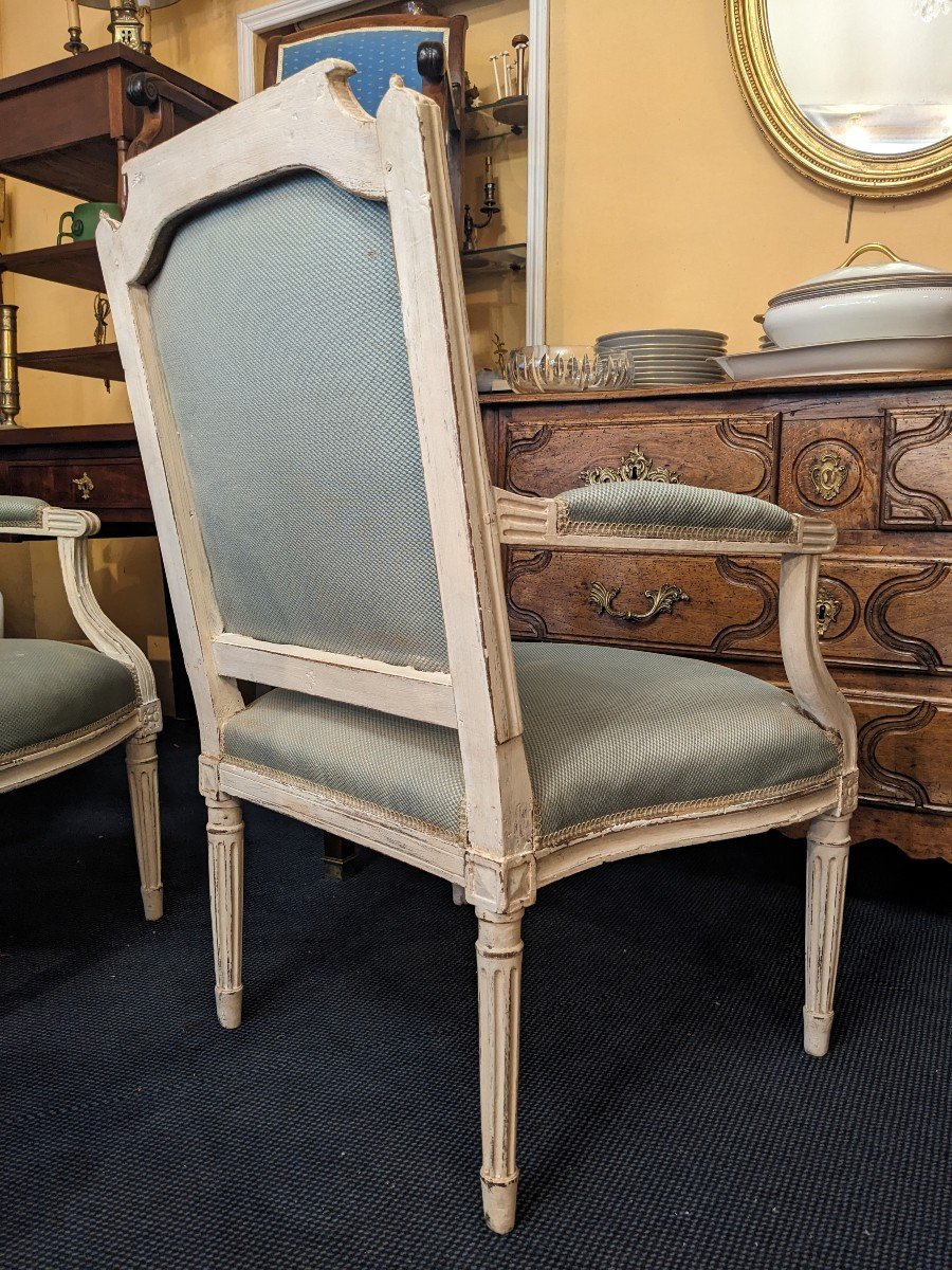 Paire De Fauteuils d'époque Louis XVI à Dossier Plat En Bois Peint .-photo-2