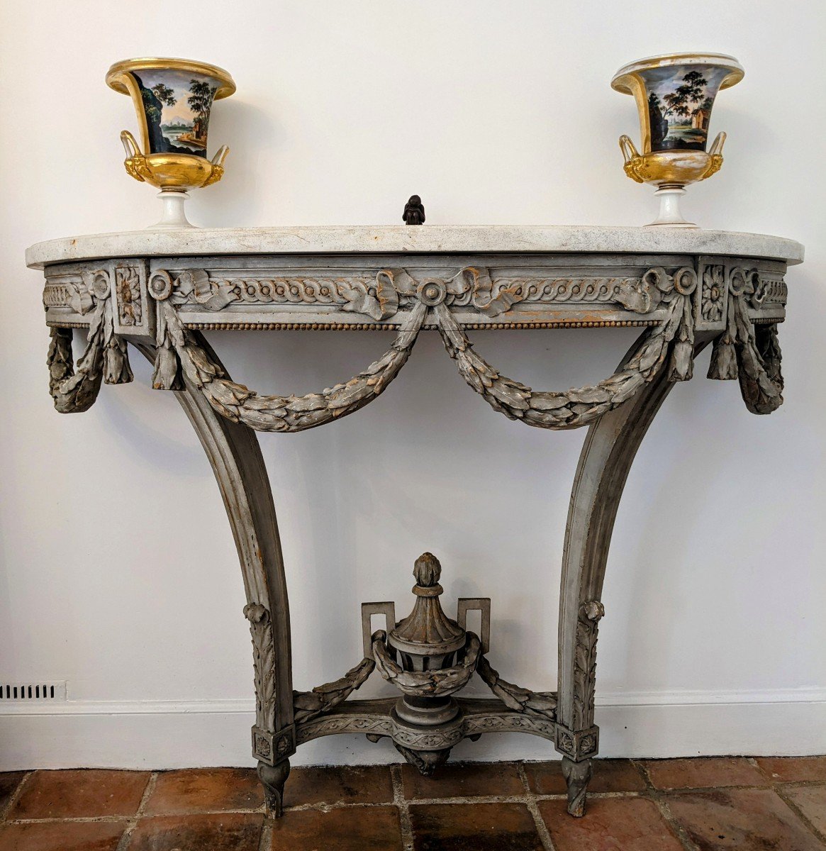 Louis XVI Style Console Table In Painted Wood, Half-moon Shape, 19th Century.