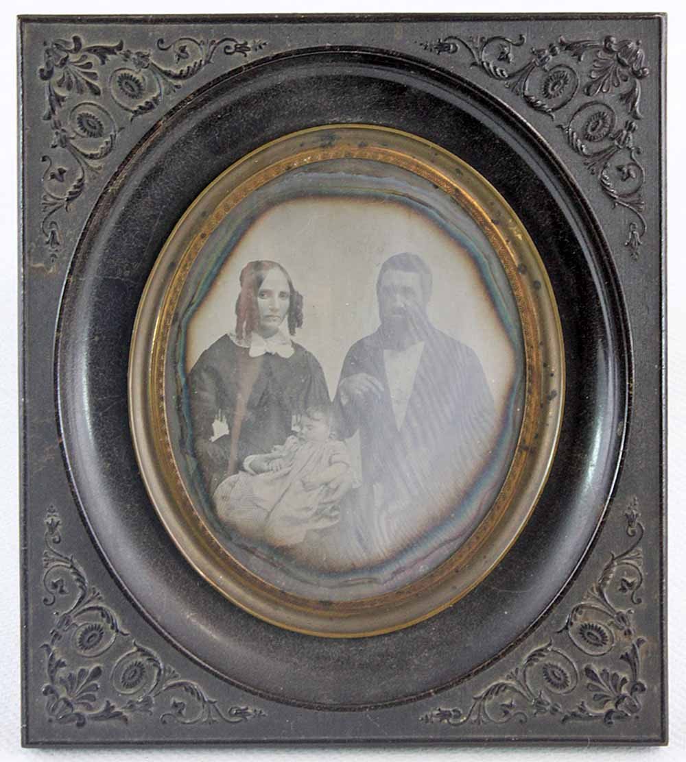 Post-mortem Daguerreotype-photo-2