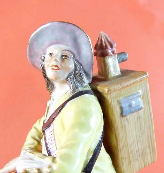 LA LANTERNE MAGIQUE Porcelaine MEISSEN vers 1850     -photo-3