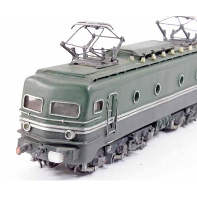 LOCO CC 7000 maquette d'usine