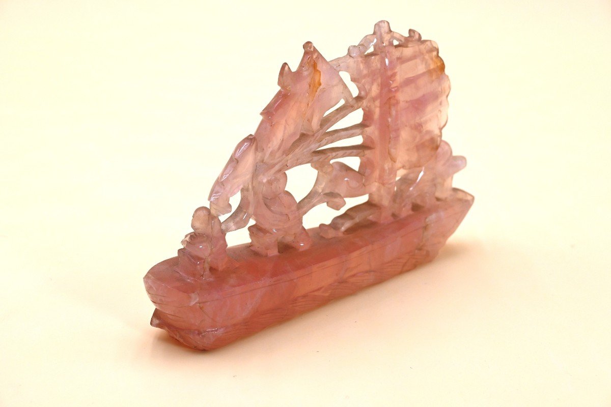 Sculpture en forme de jonque, quartz rose, Chine, XIXe-XXe S. -photo-3