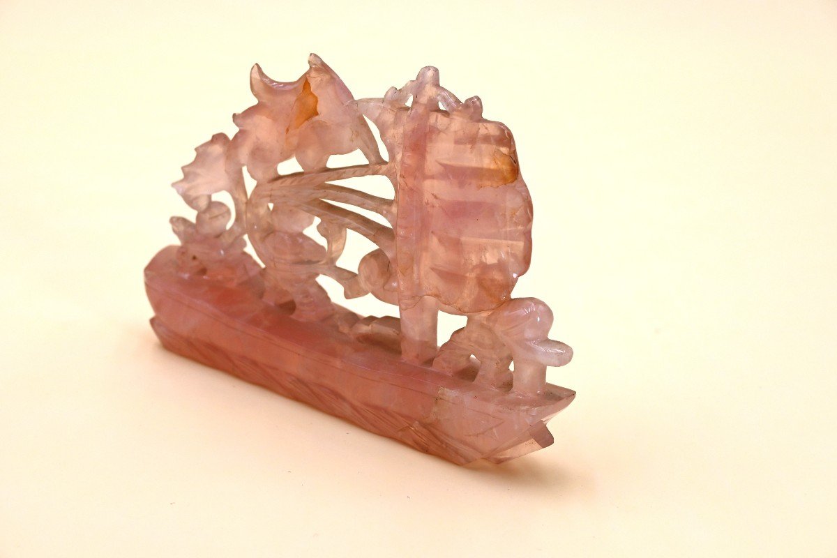 Sculpture en forme de jonque, quartz rose, Chine, XIXe-XXe S. -photo-4