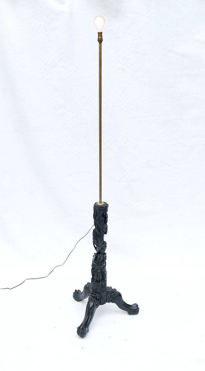 China - Floor Lamp Tripod Floor Lamp Carved Wood Dragon Chinese Floor Lamp 19th 1900-photo-2