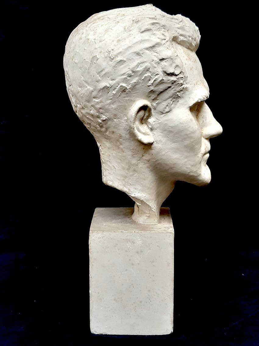 Sculpture Tête D’homme Plâtre Art Deco 1930 Signé Sujet Masculin Sur Socle-photo-2