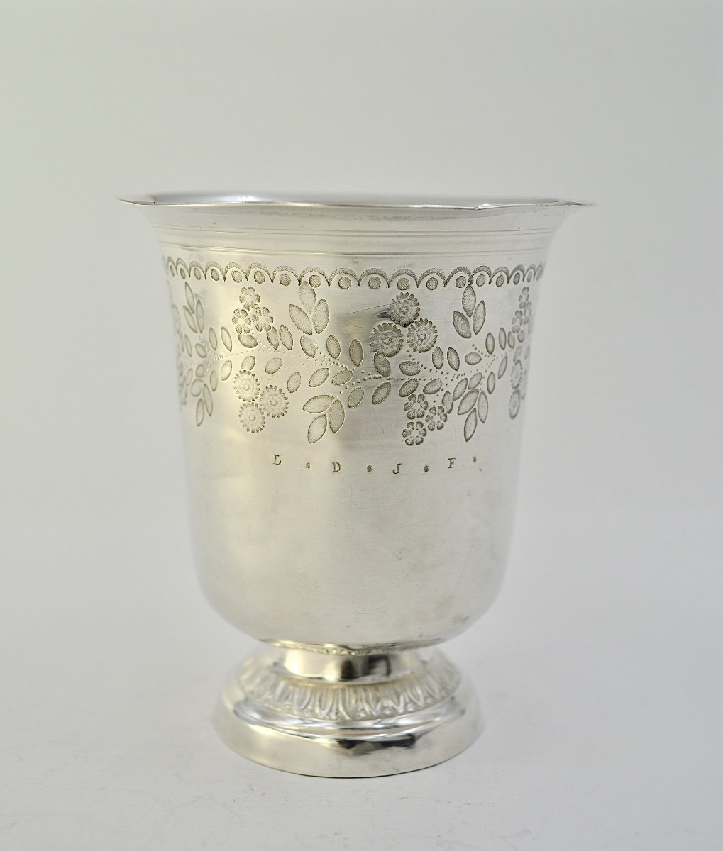 Timbale Tulipe En Argent France Vers 1850