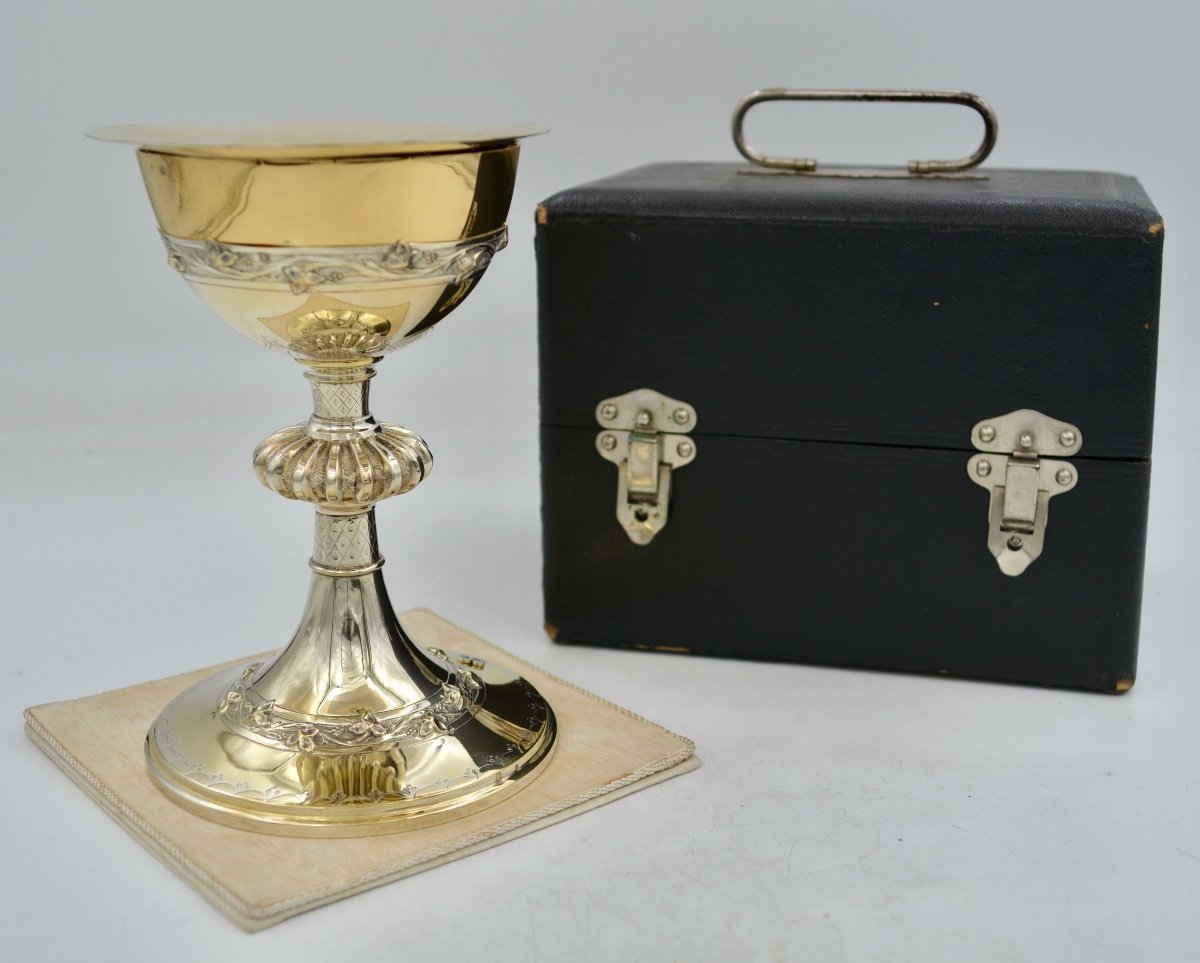 Chalice And Its Paten, Silver Gilt, France Circa 1932 By Henry Nesme Goldsmith -photo-4