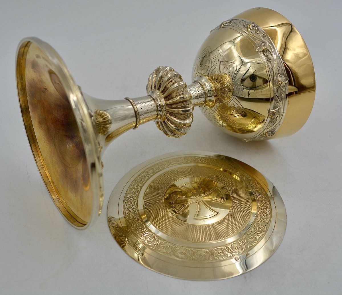 Chalice And Its Paten, Silver Gilt, France Circa 1932 By Henry Nesme Goldsmith -photo-1