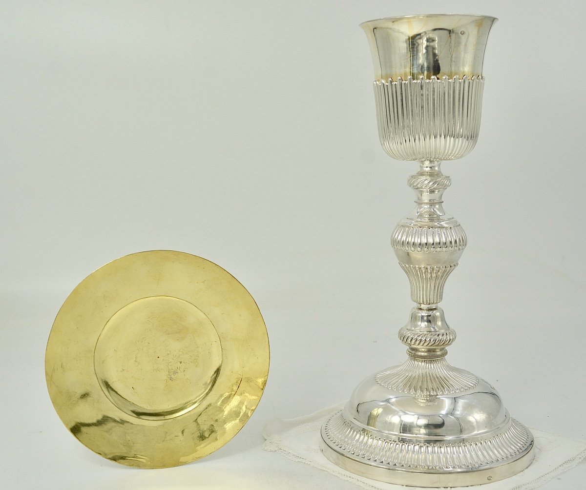 Chalice And Paten In Silver And Silver Gilt, France Circa 1827, By Favier Orfèvres -photo-2