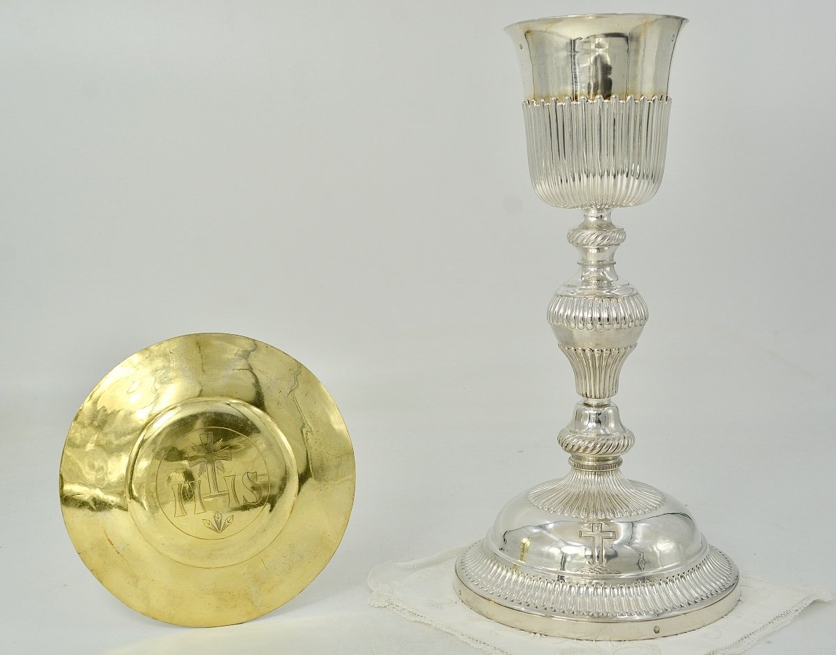 Chalice And Paten In Silver And Silver Gilt, France Circa 1827, By Favier Orfèvres 