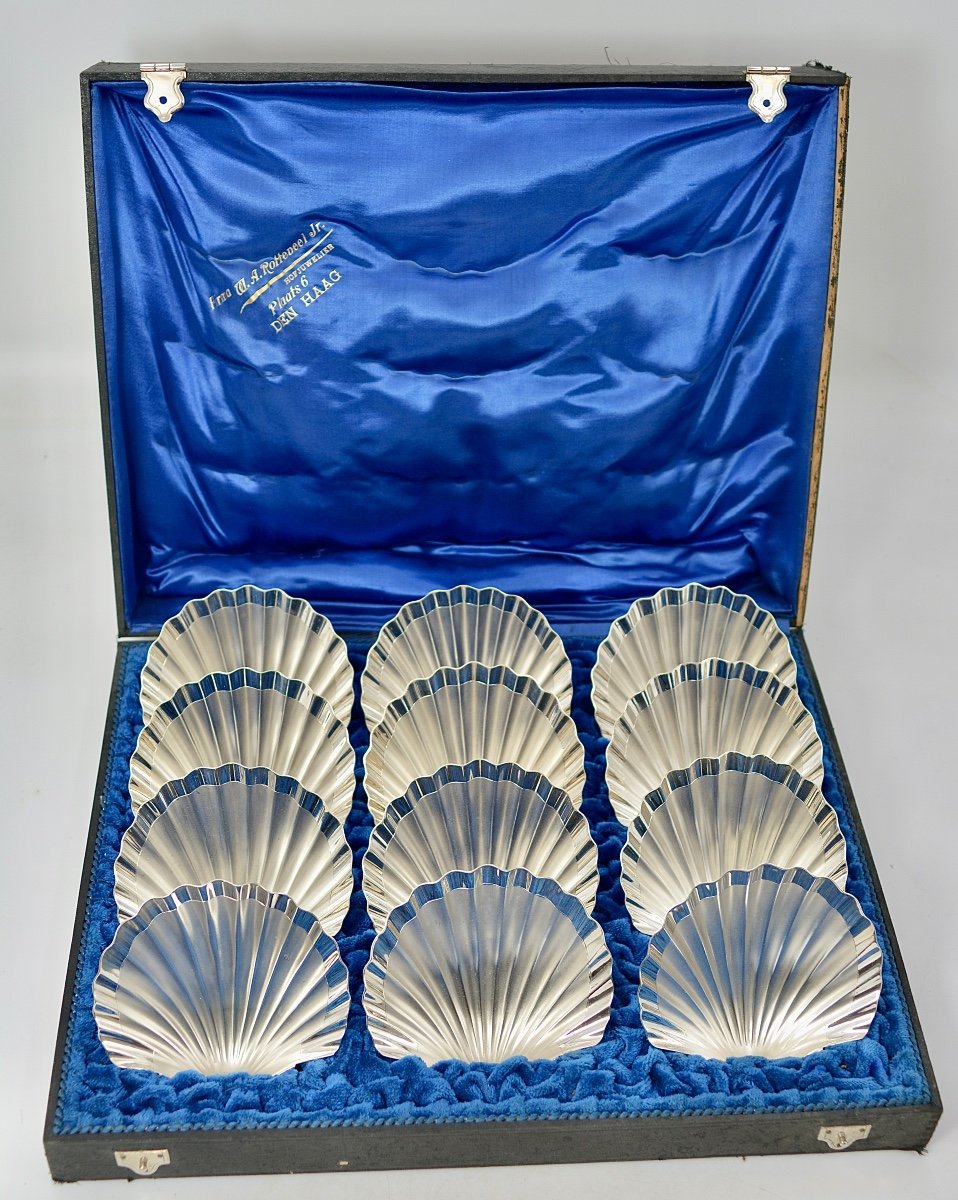 Shell Display Stand, Netherlands Silver, Circa 1913