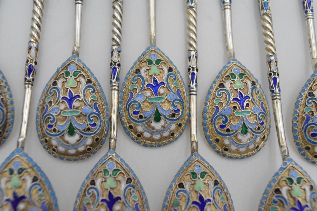 Russie XIXe Siècle. Cuillères En Argent Et émaux Cloisonnés -photo-2