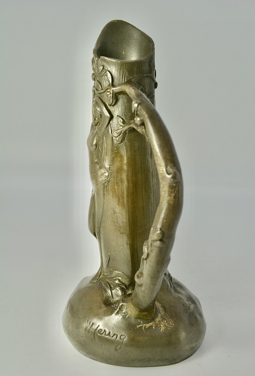 Art Nouveau. Vase étain Par Elsi Hering -photo-1