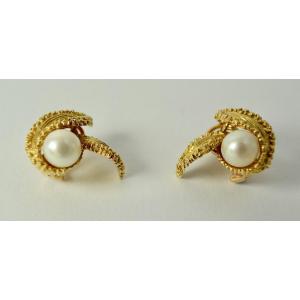 Boucles d'Oreilles Or Et Perles, France Vers 1960