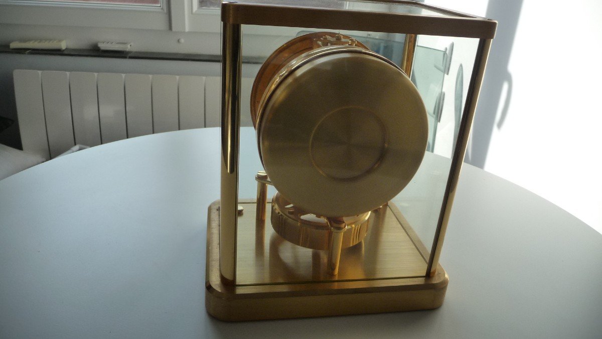 Beautiful Atmos Clock By Jaeger Le Coultre, In Glass And Gilded Brass, With Perpetual Movement.-photo-1