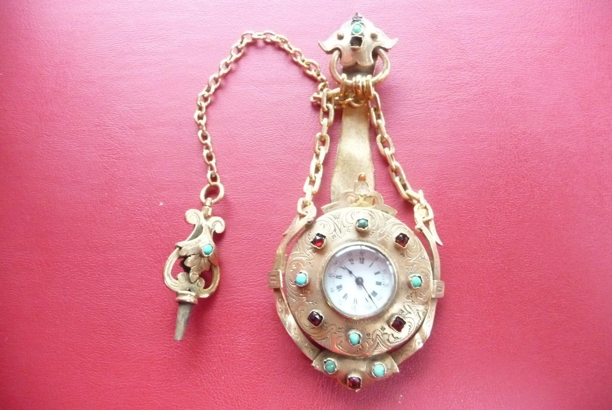 Belle Montre Chatelaine En Vermeil d'époque Napoléon III Sertie De Pierres Précieuses.