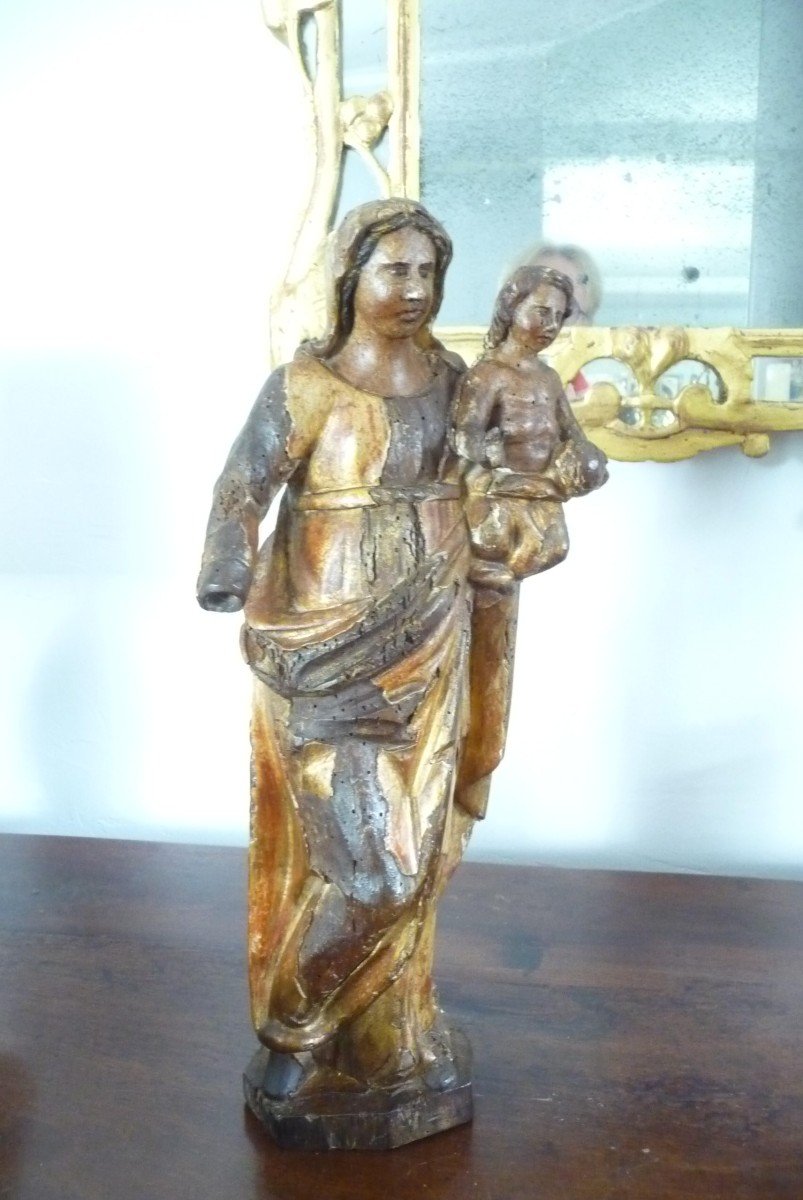 Vierge: Belle Vierge à l'Enfant En Bois, Avec Beaux Restes De Dorure Et De Polychromie, 17 ème