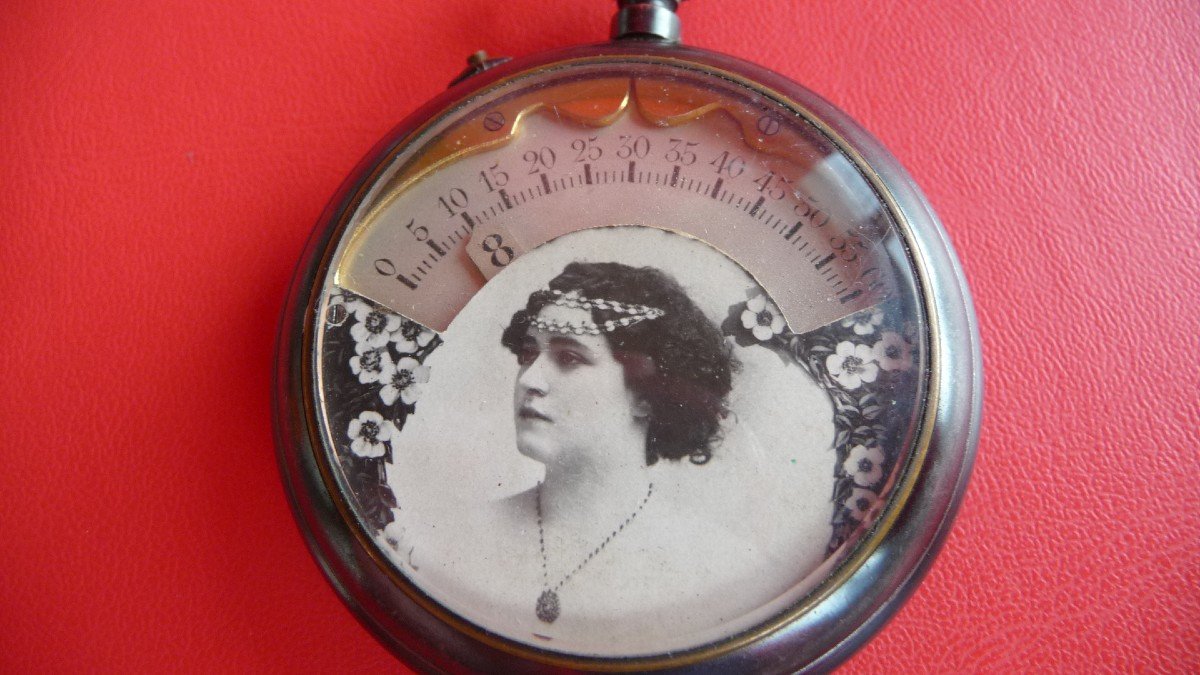 Montre En Acier Bruni, Dite (la Présidente)  à Guichets Tournants, Vers 1910  Style Art Nouveau-photo-1