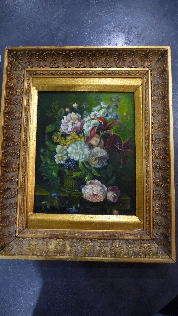 Tableau:  huile sur panneau, Figurant Un Bouquet De Fleurs , époque Début XXème.