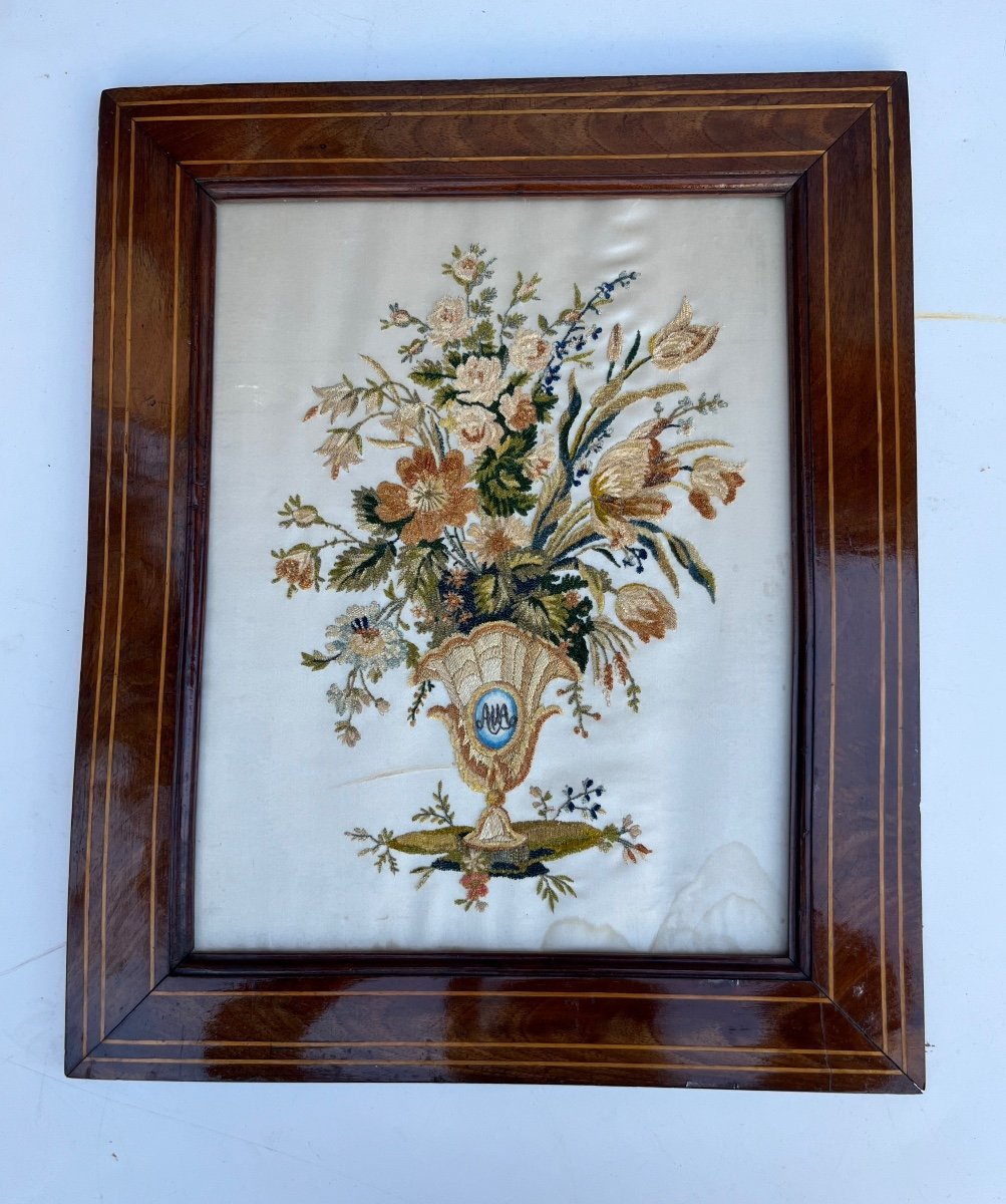 Embroidery On Silk, Chenille Pattern, Flower Vase Decoration, Early 19th Century 