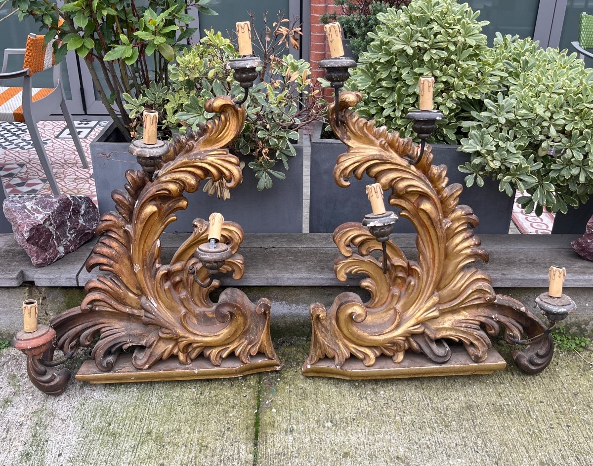 Paire D’appliques En Bois Doré Sculpté De Style Baroque Italien 19 Eme Siècle 