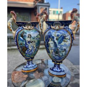 Paire De Vases En Faïence Italienne, Fin XIXe - Début XXe Siècle