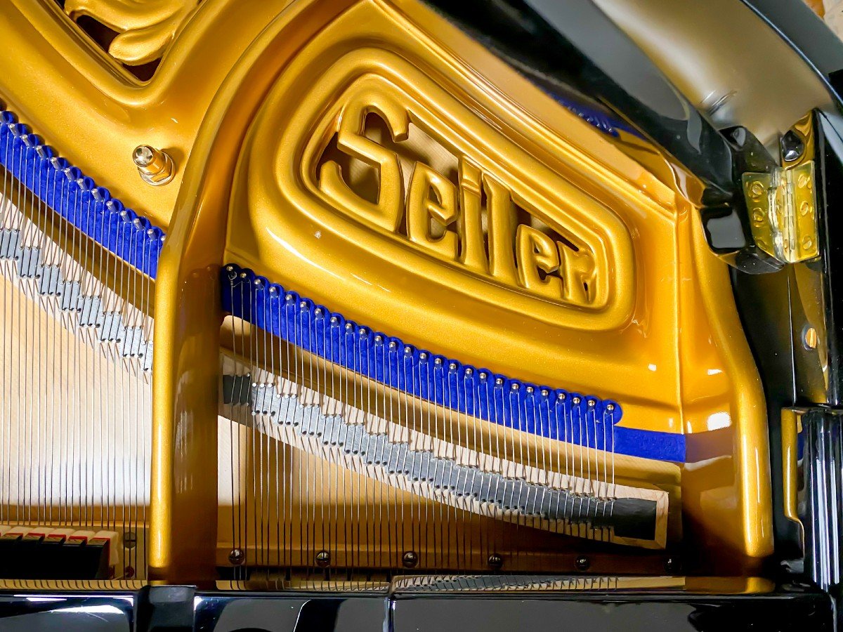 Ed. Seiler Model 190 Grand Piano – Elegance And Precision From Germany-photo-2