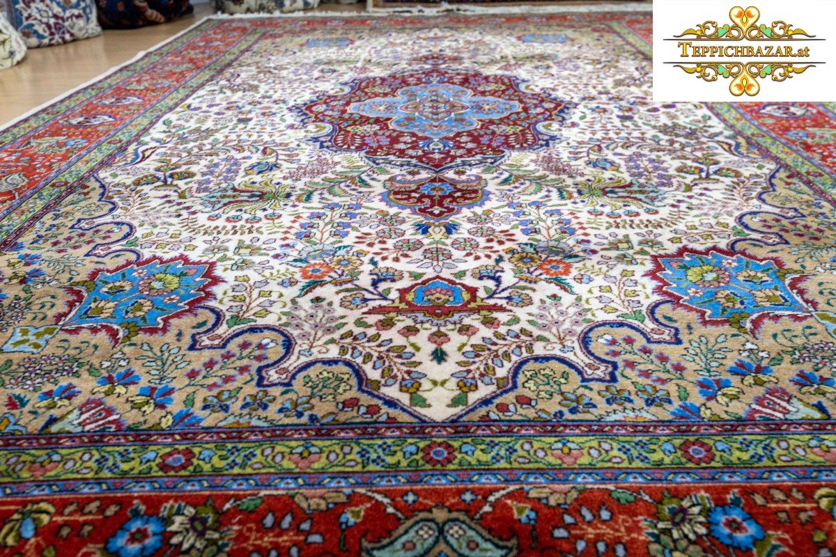 307x208 Cm Hand-knotted Rare Tabriz Persian Carpet-photo-4