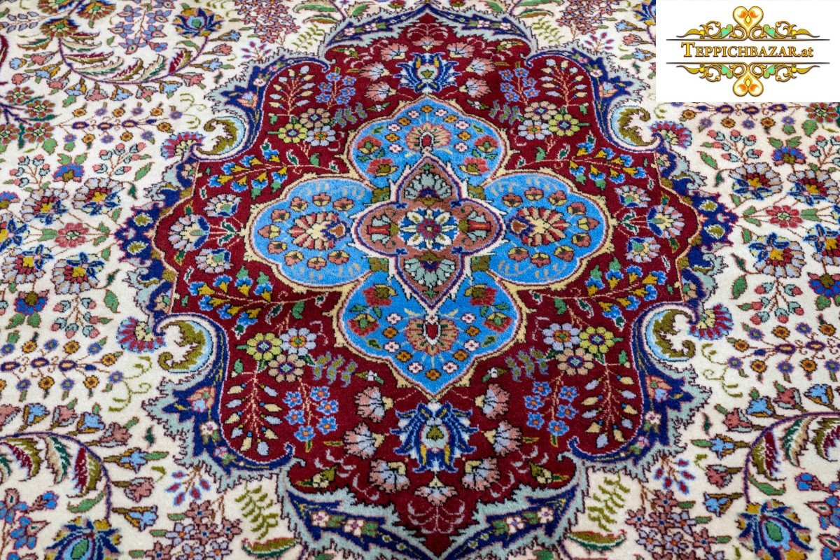 307x208 Cm Hand-knotted Rare Tabriz Persian Carpet-photo-3