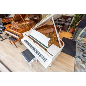 Steinway & Sons Modèle O-180 Piano De Salon – Blanc Poli (1993)