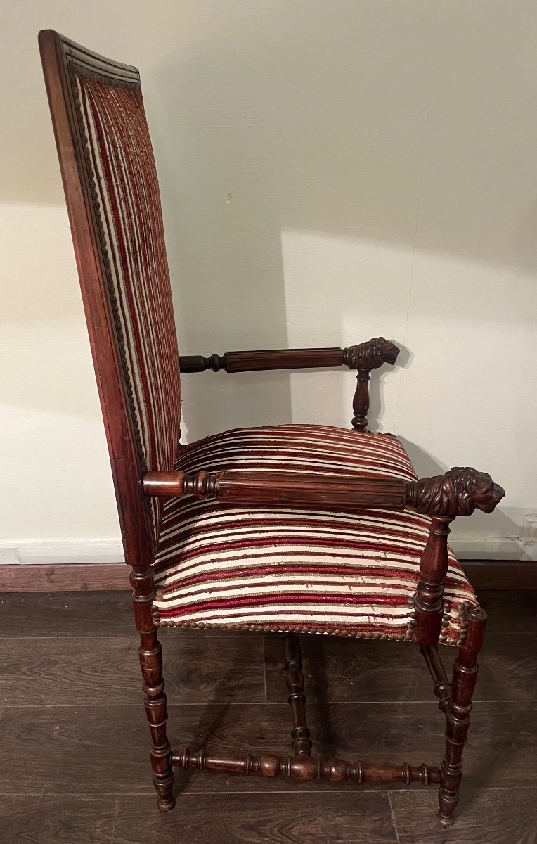 18th Century Armchair With Lion Heads-photo-4