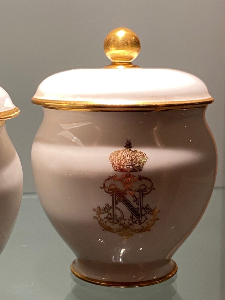 Two Napoleon III Sèvres Porcelain Cream Pots -photo-4