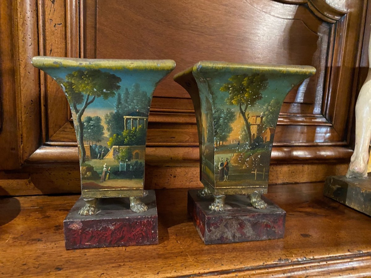 Pair Of Romantic Mini Vases In Painted Sheet Metal From The XIX Eme Century-photo-2