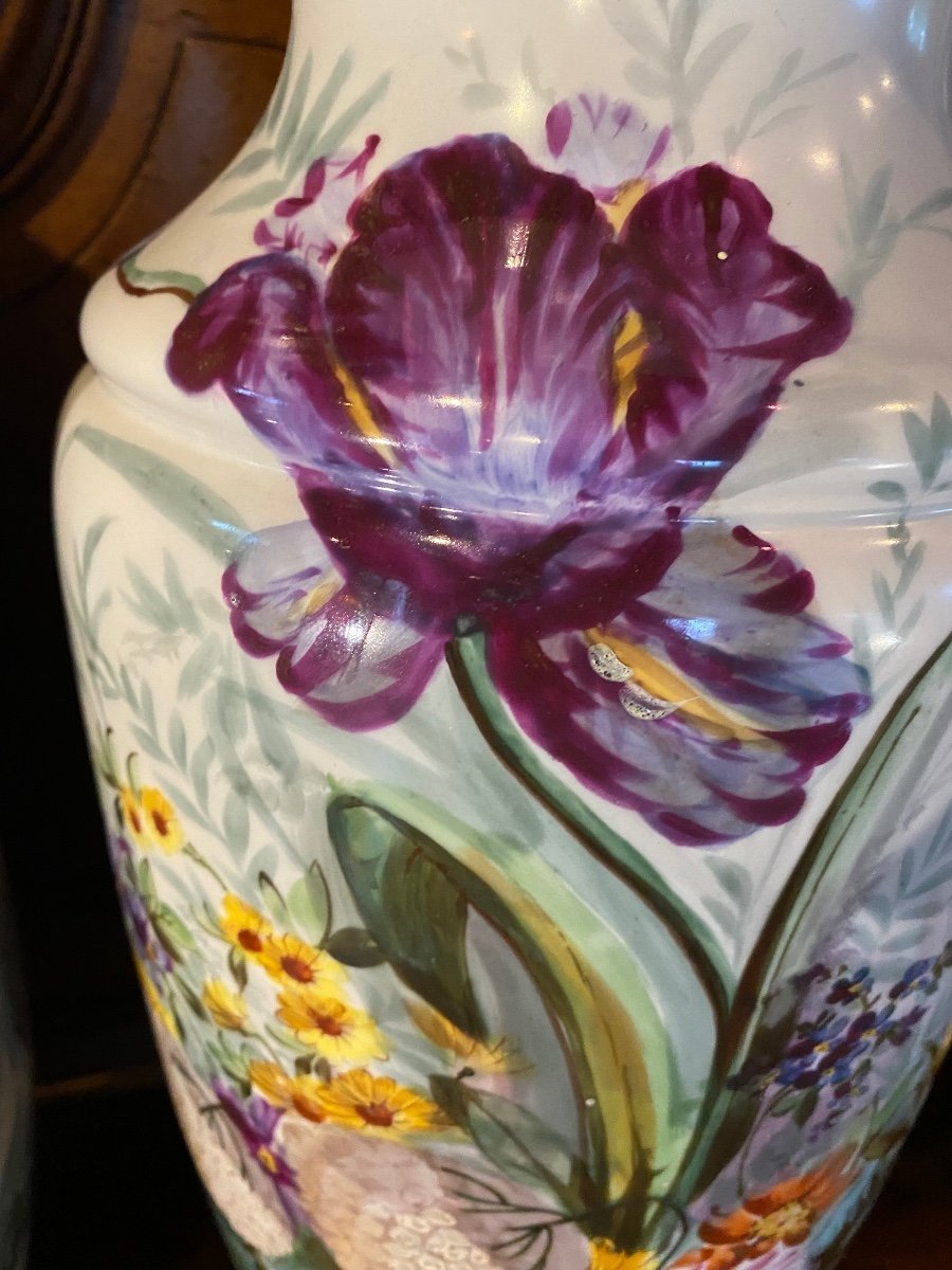 Très Grande Paire De Vases Louis Philippe Aux Fleurs Peintes -photo-7