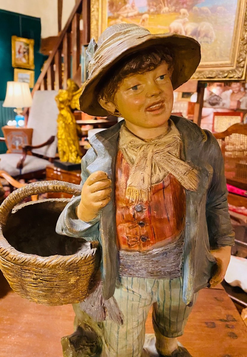 Polychrome Terracotta: Young Boy With Basket, Beginning Of The XX Eme Century In The Spirit Of Goldsh-photo-4