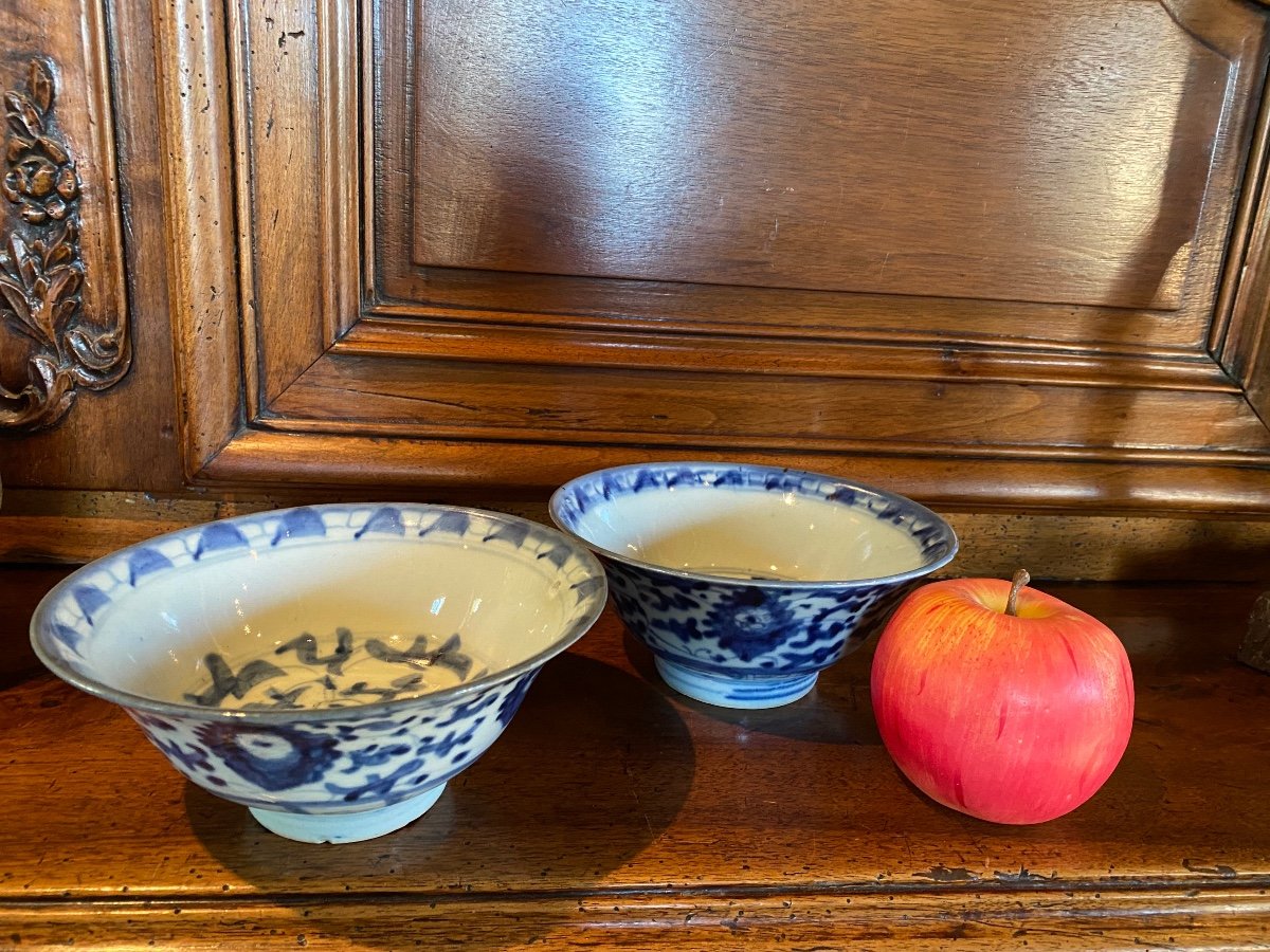 Pair Of Chinese Blue Porcelain Bowls Dite Kraak