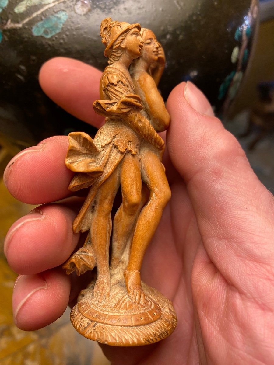 Rare Statuette En Buis De La Fin Du XVII Eme Siècle : Les Amours De Mars Et Vénus -photo-2