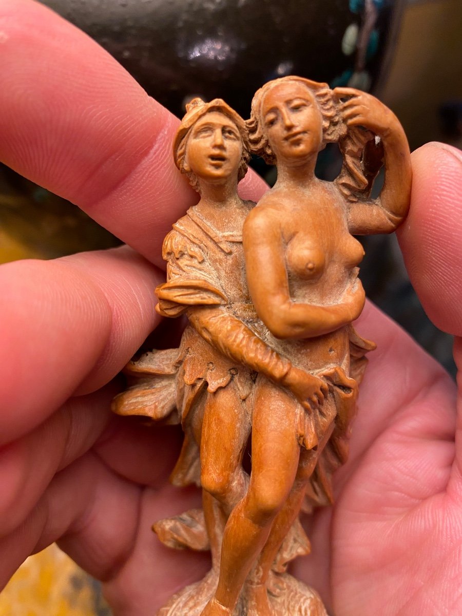 Rare Statuette En Buis De La Fin Du XVII Eme Siècle : Les Amours De Mars Et Vénus -photo-1