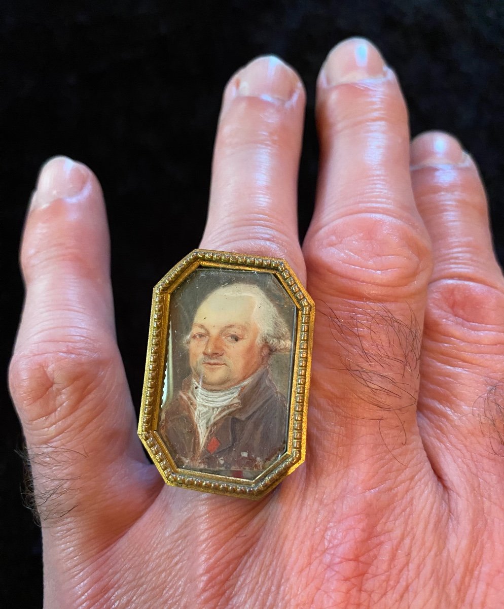 Sentimental Ring, 18 Eme Century Portrait Ring, Gentleman With A Wig