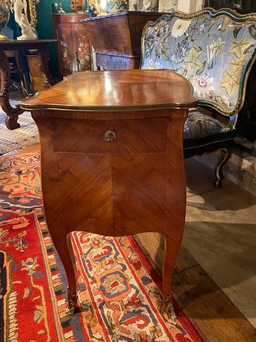 Petite Commode Chiffonnière Tombeau De Style Louis XV -photo-8