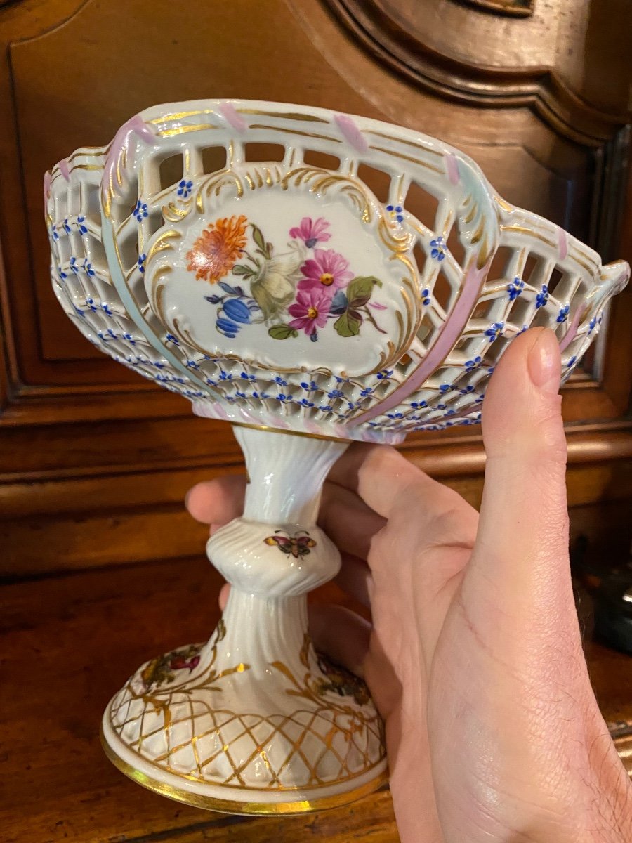 Openwork Cup In Meissen Porcelain From The 19th Century-photo-2