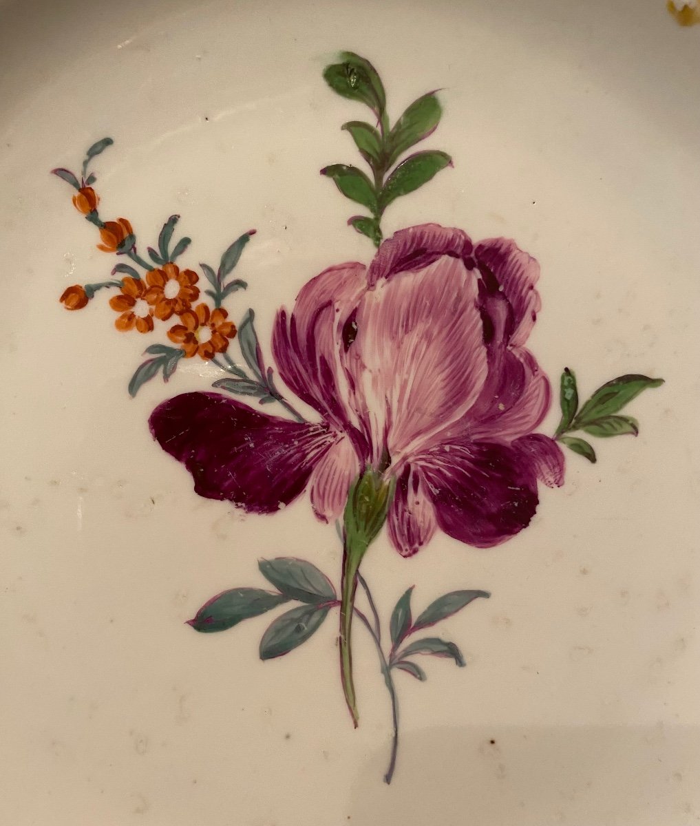 Pair Of Meissen Plates From The 18th Century-photo-3