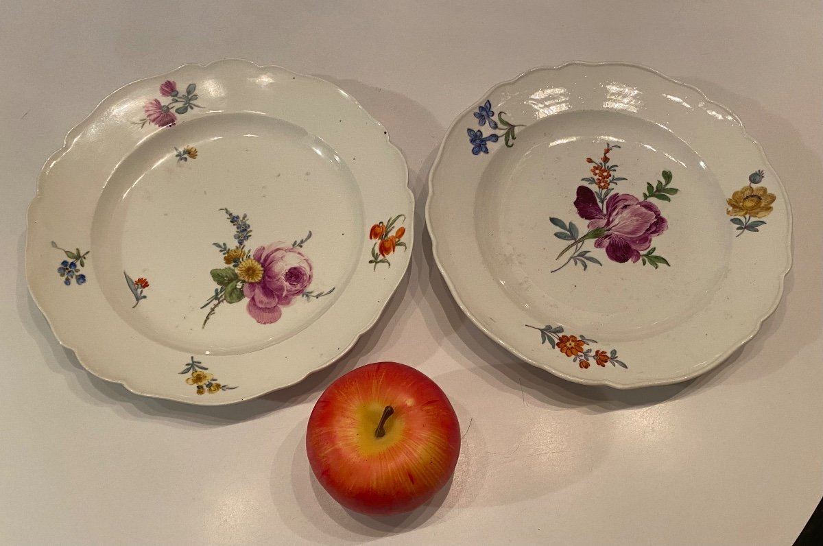 Pair Of Meissen Plates From The 18th Century-photo-6