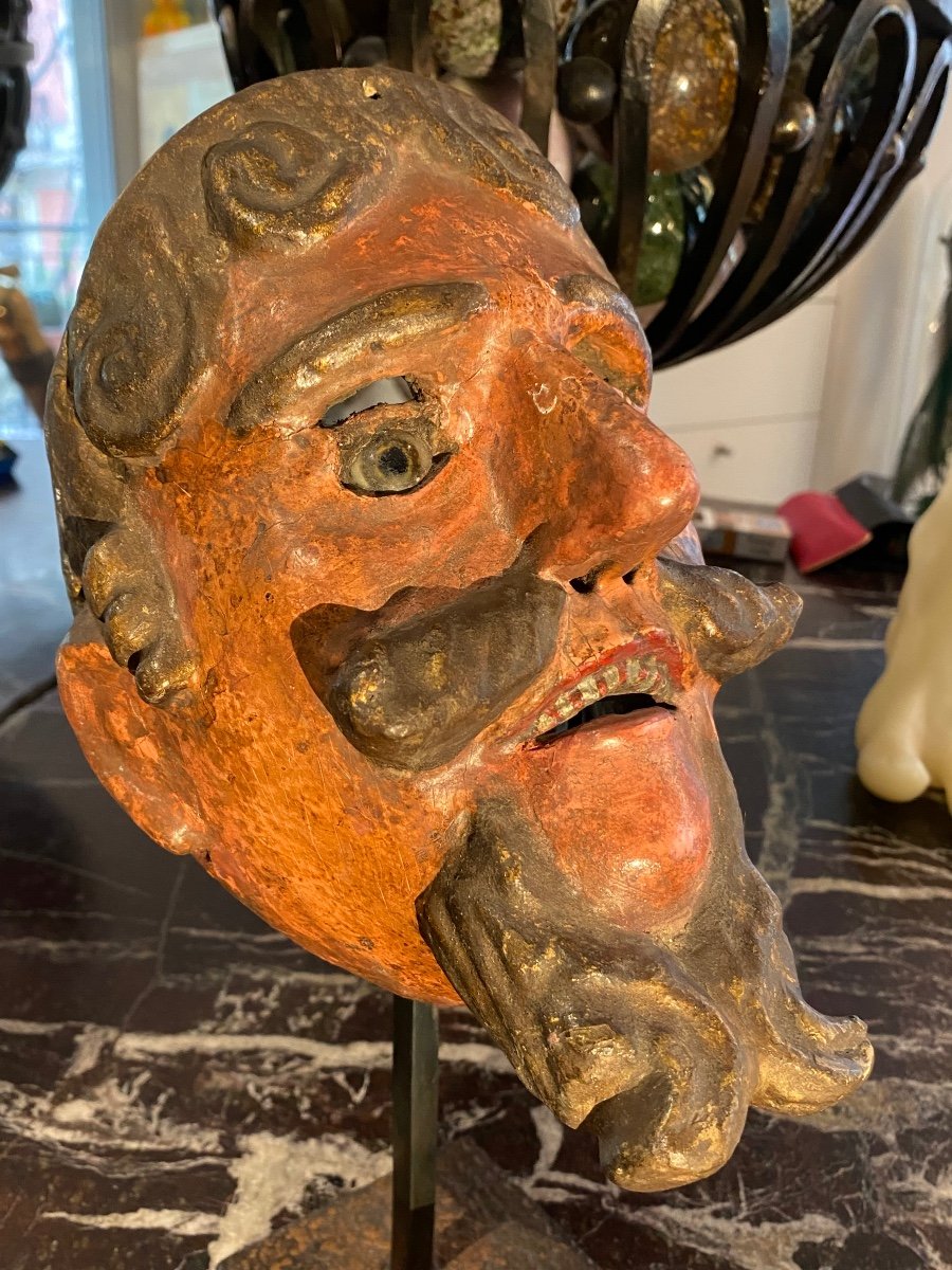 Rare Mexican Mask In Carved Wood From The 19th Century -photo-5