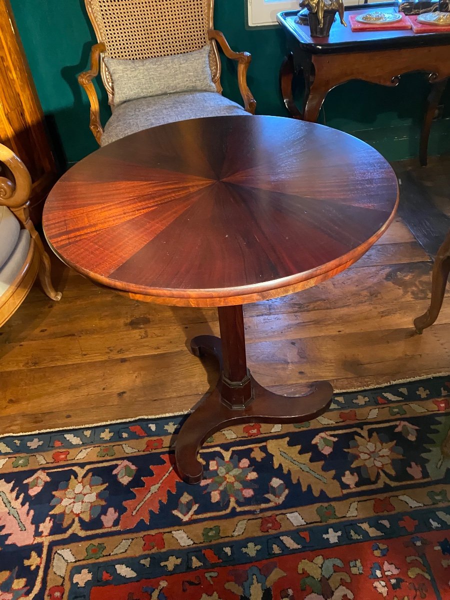 Small Mahogany Pedestal Table With Spiral Base And Folding Top-photo-4