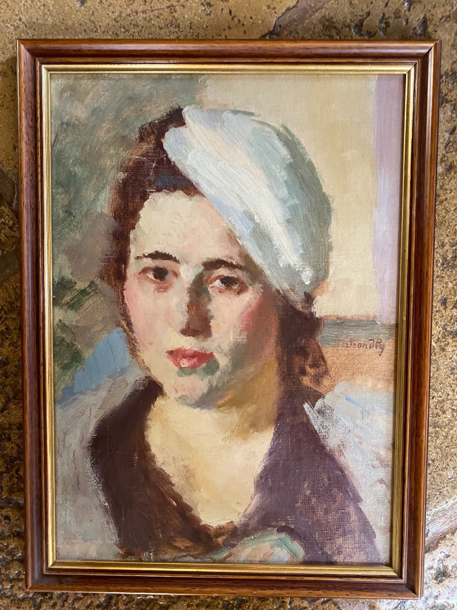 école Russe Vers 1940 Portrait De Femme Au Béret Signé -photo-3