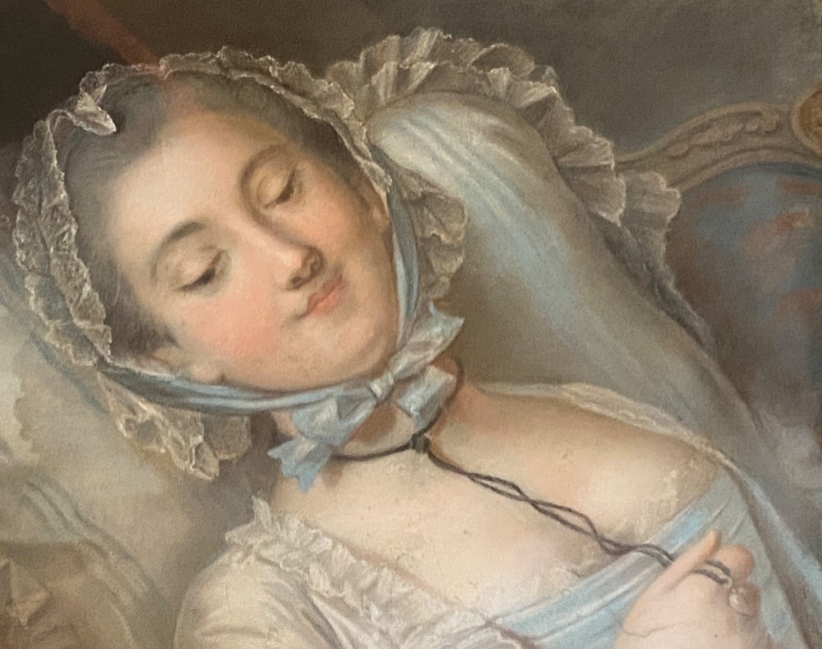 Large Pastel XIX Eme, Pretty Young Woman Lying Deep In Thoughts -photo-1
